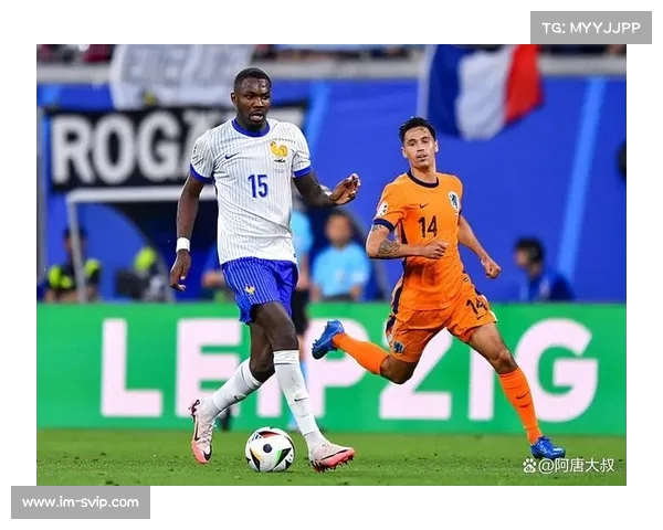 世界杯预选赛焦点战:法国队迎战荷兰 世界杯预选赛焦点战:法国队迎战荷兰